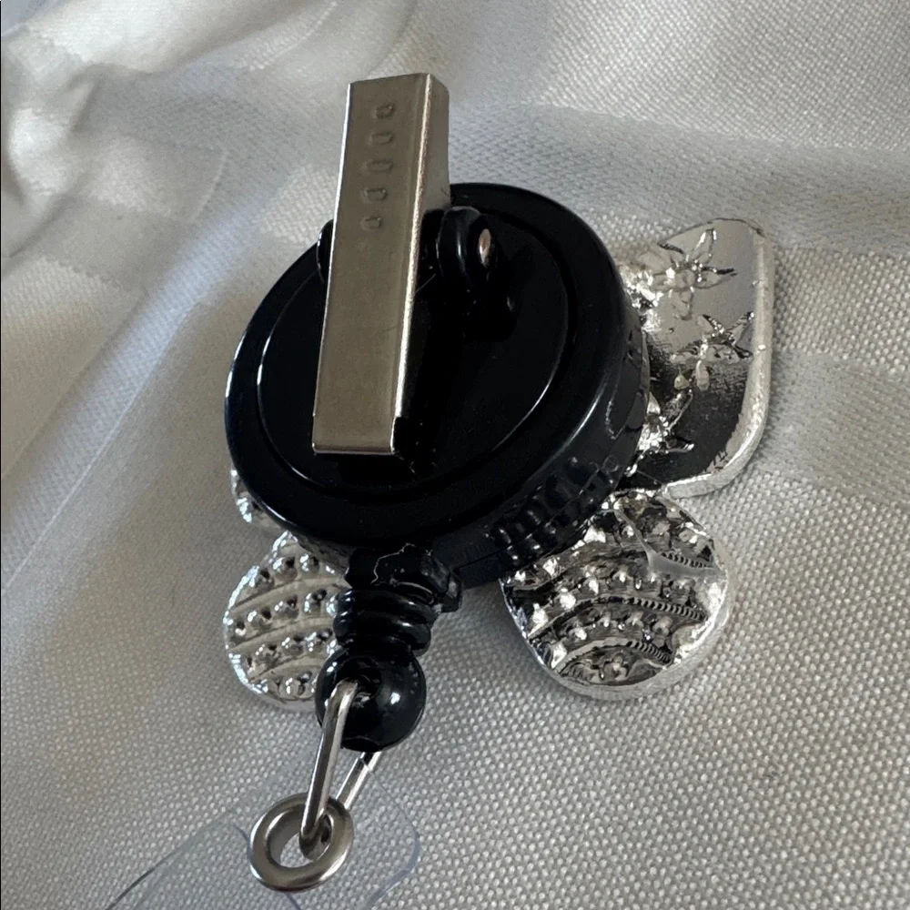 ID BADGE Holder Retractable Butterfly Badge Reel, NEW